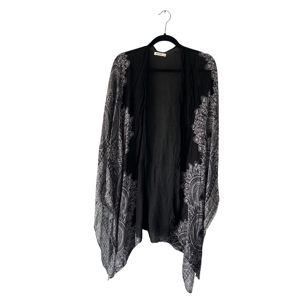 Moss Rose Black and White Medallion Semi Sheer Cover Up One Size